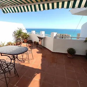 Penthouse Near The Beach Apartamento